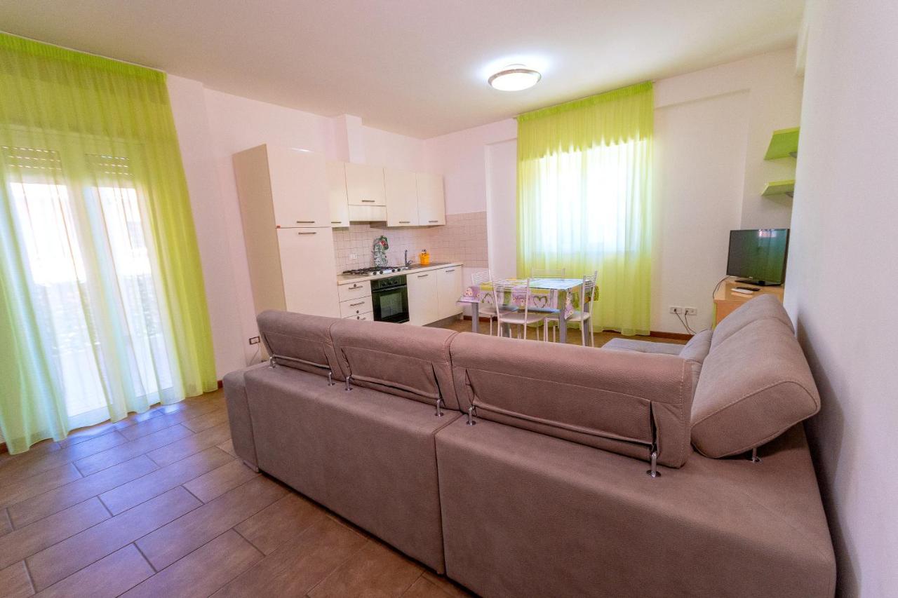 Residence Palazzo Sayonara Tortoreto Kültér fotó