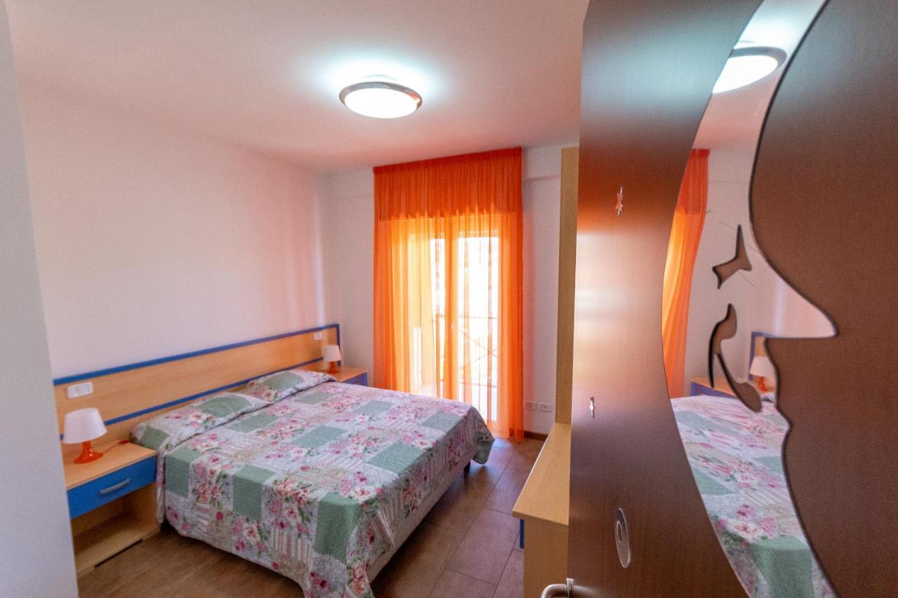 Residence Palazzo Sayonara Tortoreto Kültér fotó
