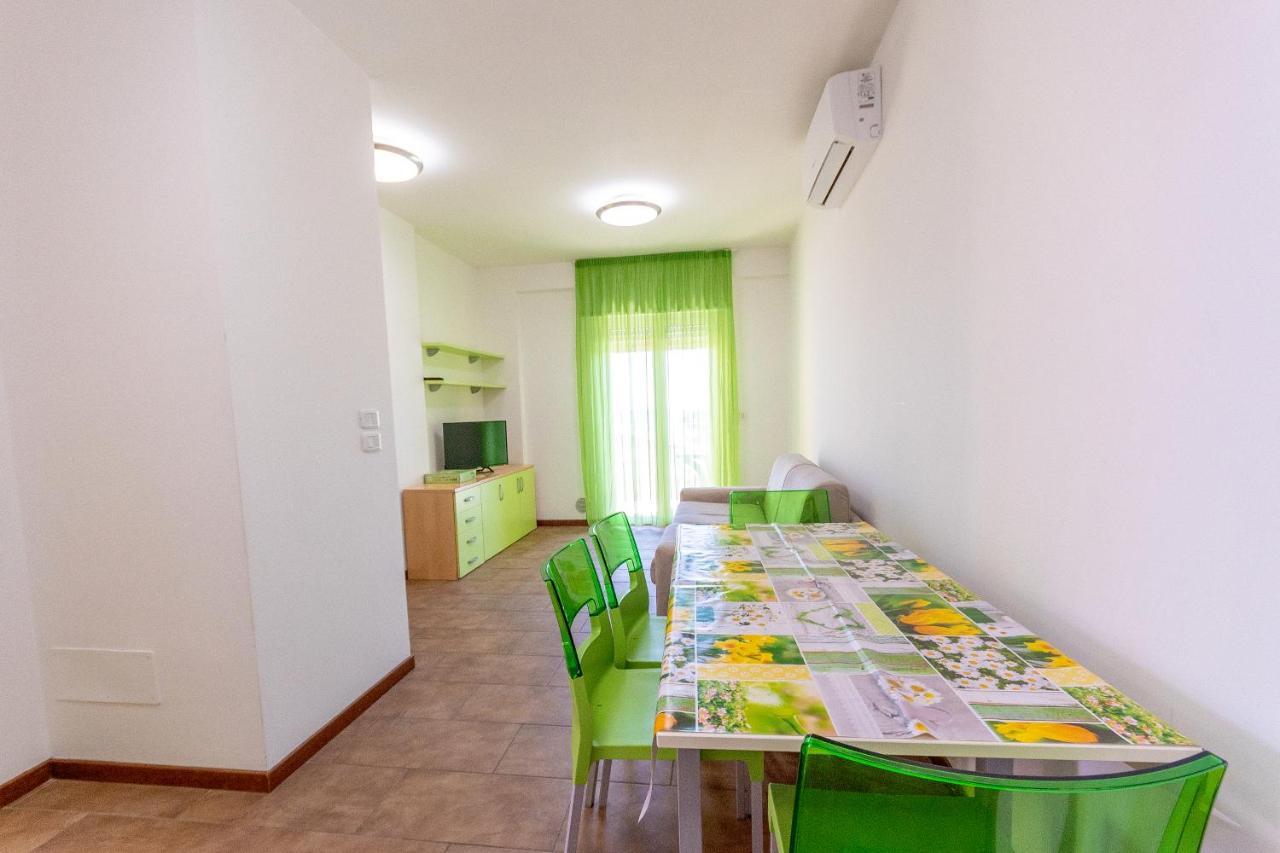 Residence Palazzo Sayonara Tortoreto Kültér fotó