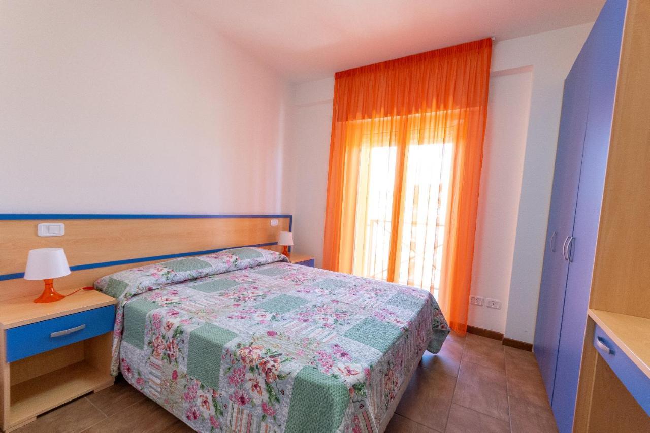 Residence Palazzo Sayonara Tortoreto Kültér fotó
